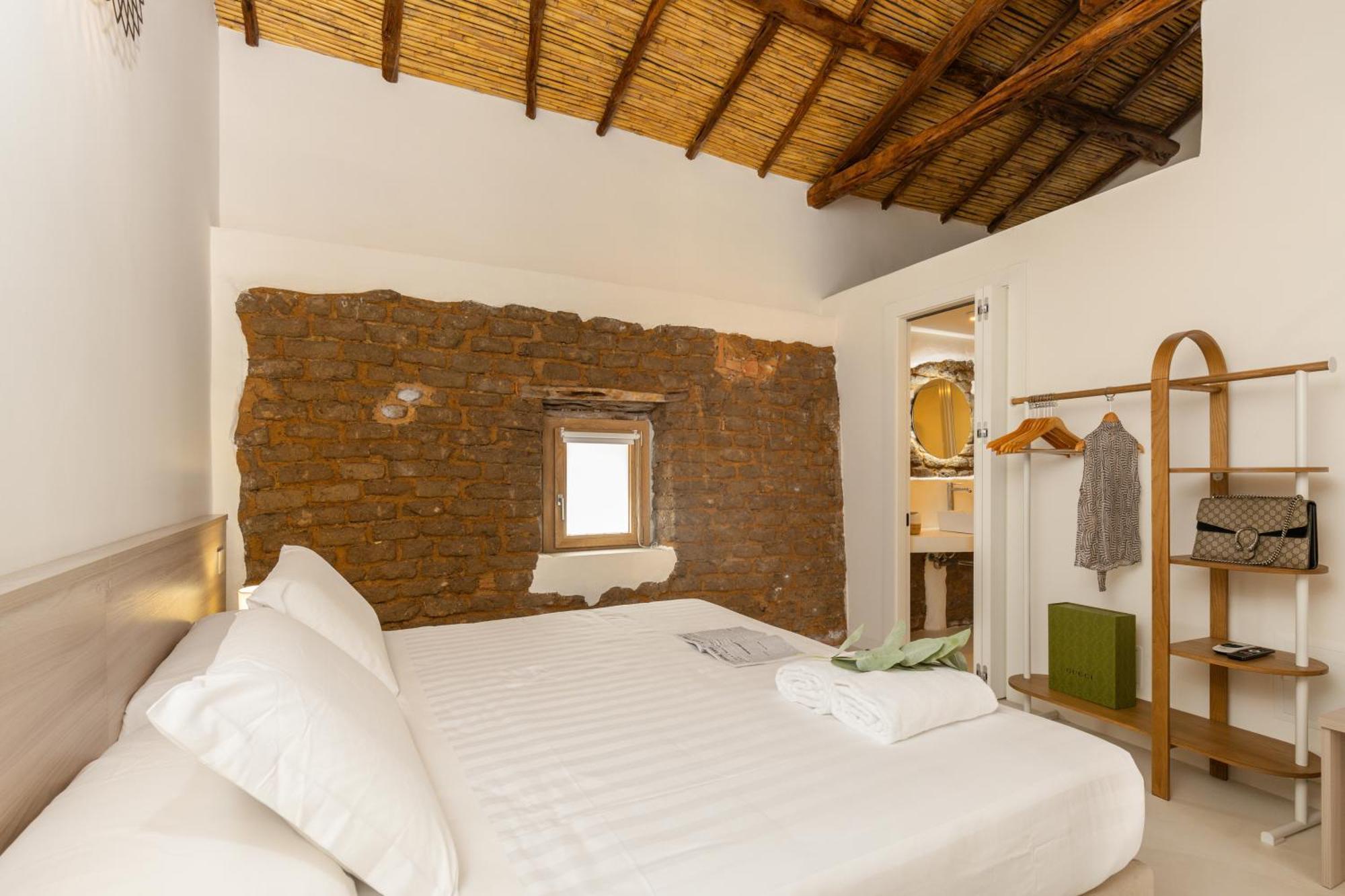 Ausentu Guest House Tortoli Ngoại thất bức ảnh