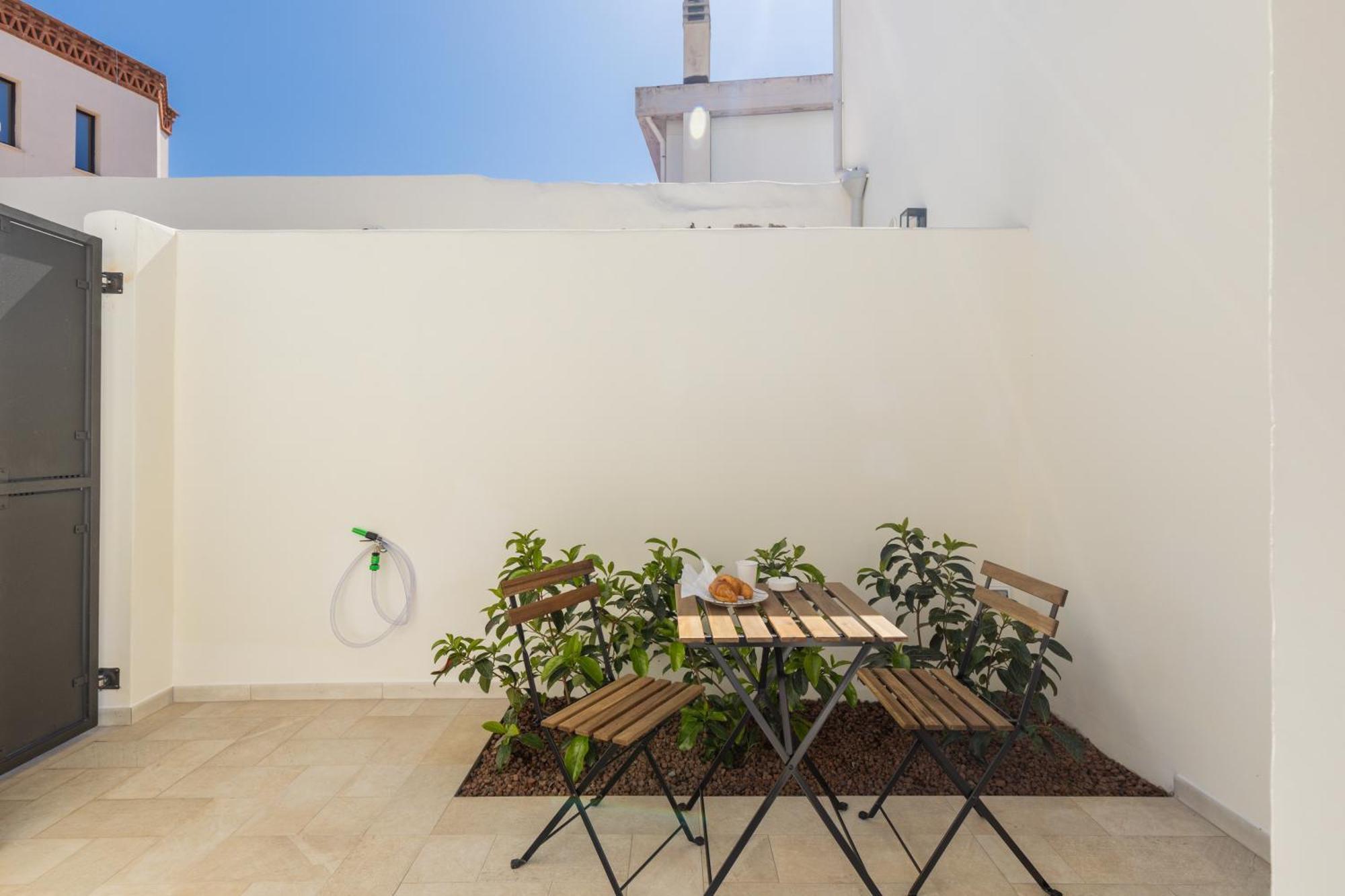 Ausentu Guest House Tortoli Ngoại thất bức ảnh