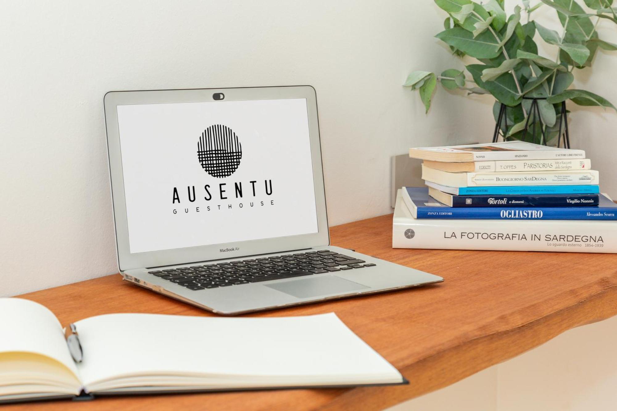 Ausentu Guest House Tortoli Ngoại thất bức ảnh