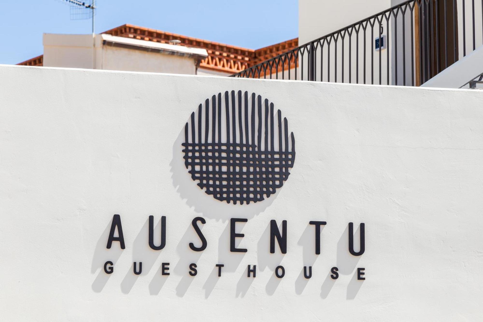 Ausentu Guest House Tortoli Ngoại thất bức ảnh