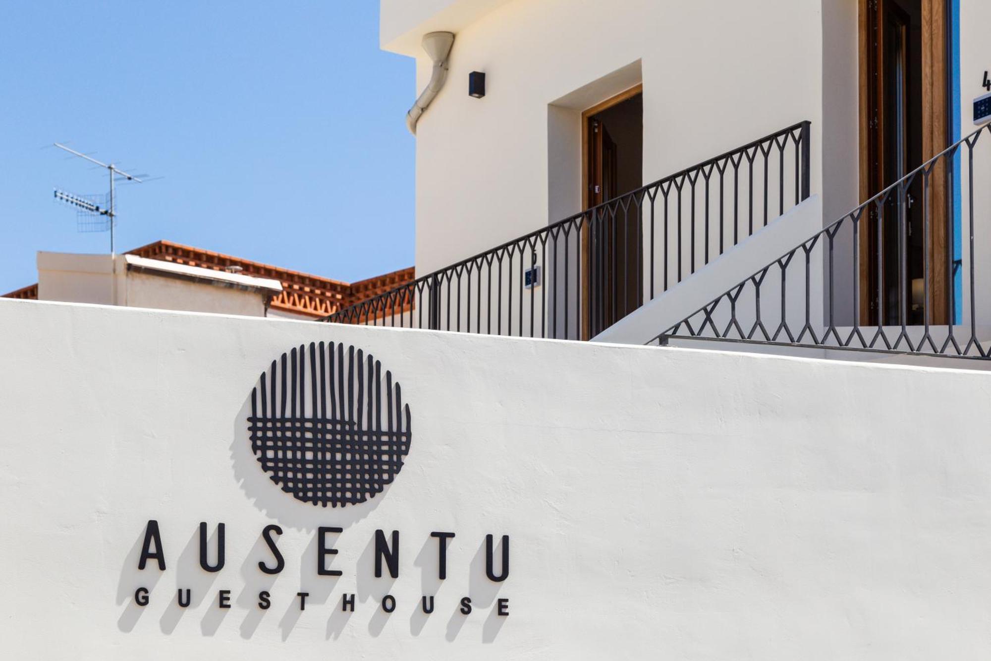 Ausentu Guest House Tortoli Ngoại thất bức ảnh
